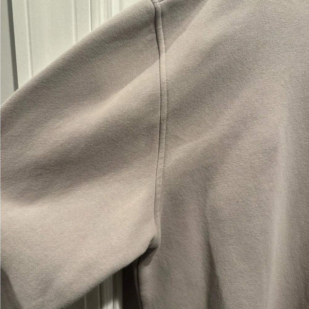 White Fox Hoodie Light Gray Size L/XL - Picture 7 of 14